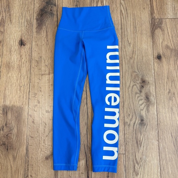 lululemon athletica Pants - Lululemon Align High Rise Crop Leggings *Graphic 23" Size 0 In Pipe Dream Blue